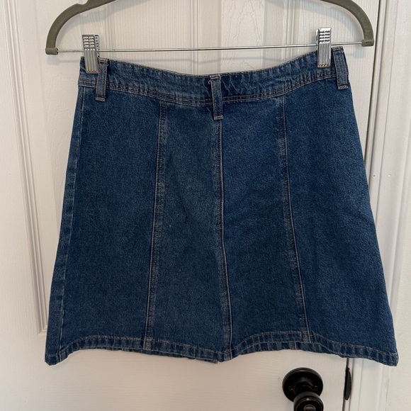 H&M Blue Denim Mini Skirt with Button Detail - Picture 3 of 3